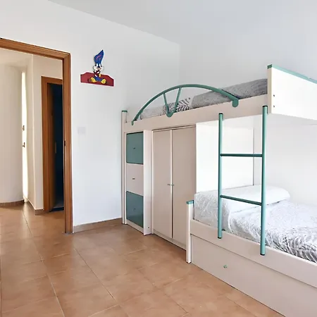 Apartment Mas Alezzi *