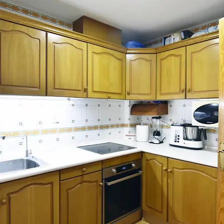 Mas Alezzi Năvodari